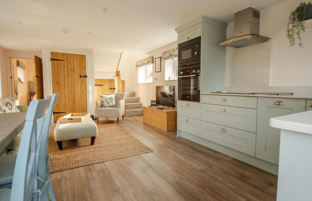 Finwood Green Farm Holiday Cottages-The Calf Shed And The Milk Parlour Henley-in-Arden 外观 照片