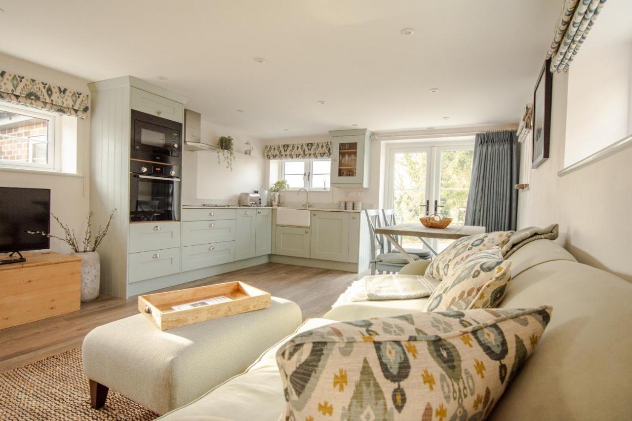 Finwood Green Farm Holiday Cottages-The Calf Shed And The Milk Parlour Henley-in-Arden 外观 照片