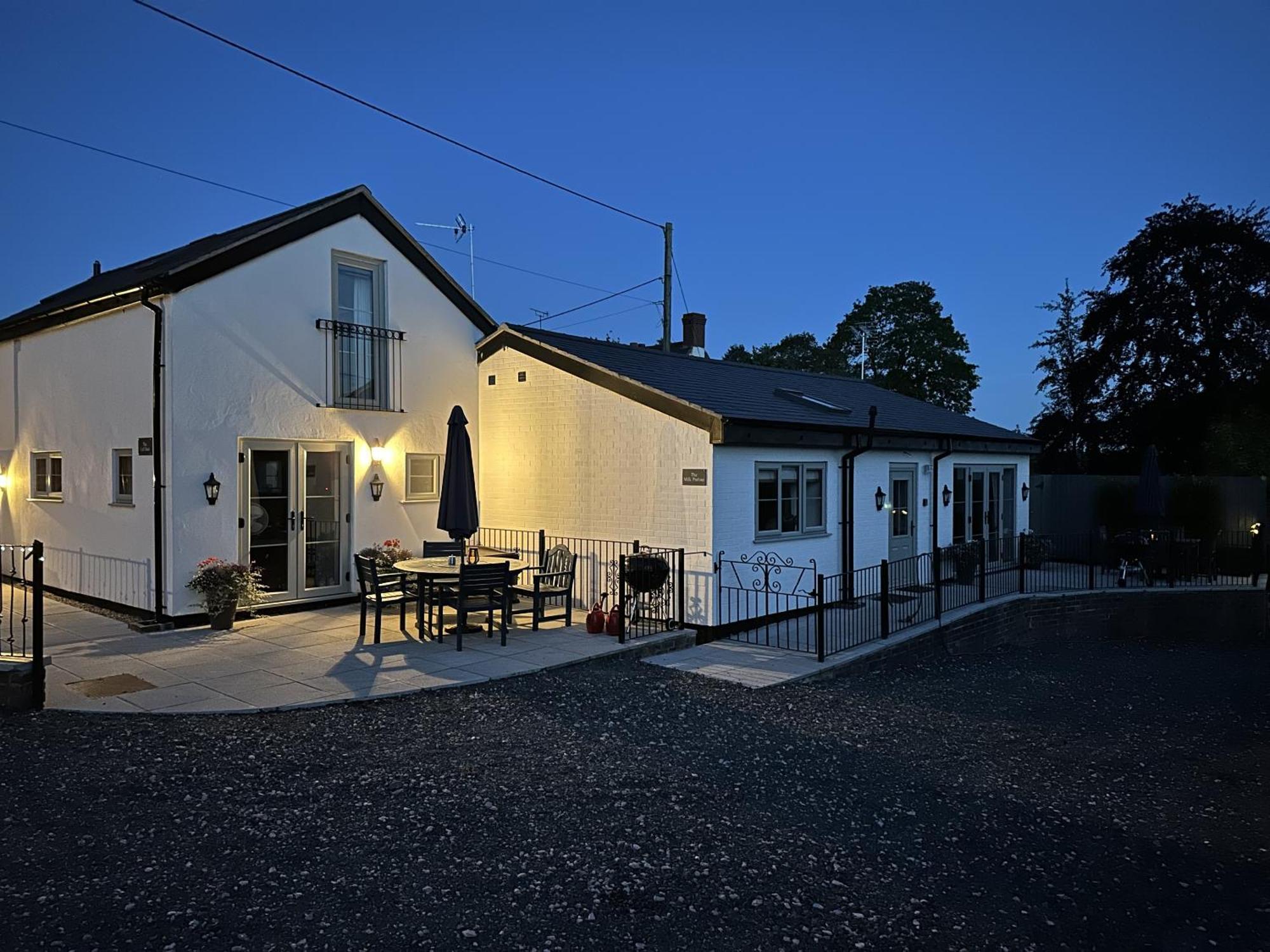 Finwood Green Farm Holiday Cottages-The Calf Shed And The Milk Parlour Henley-in-Arden 客房 照片